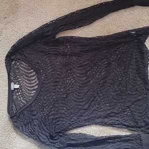 Cute netted long sleeve shirt